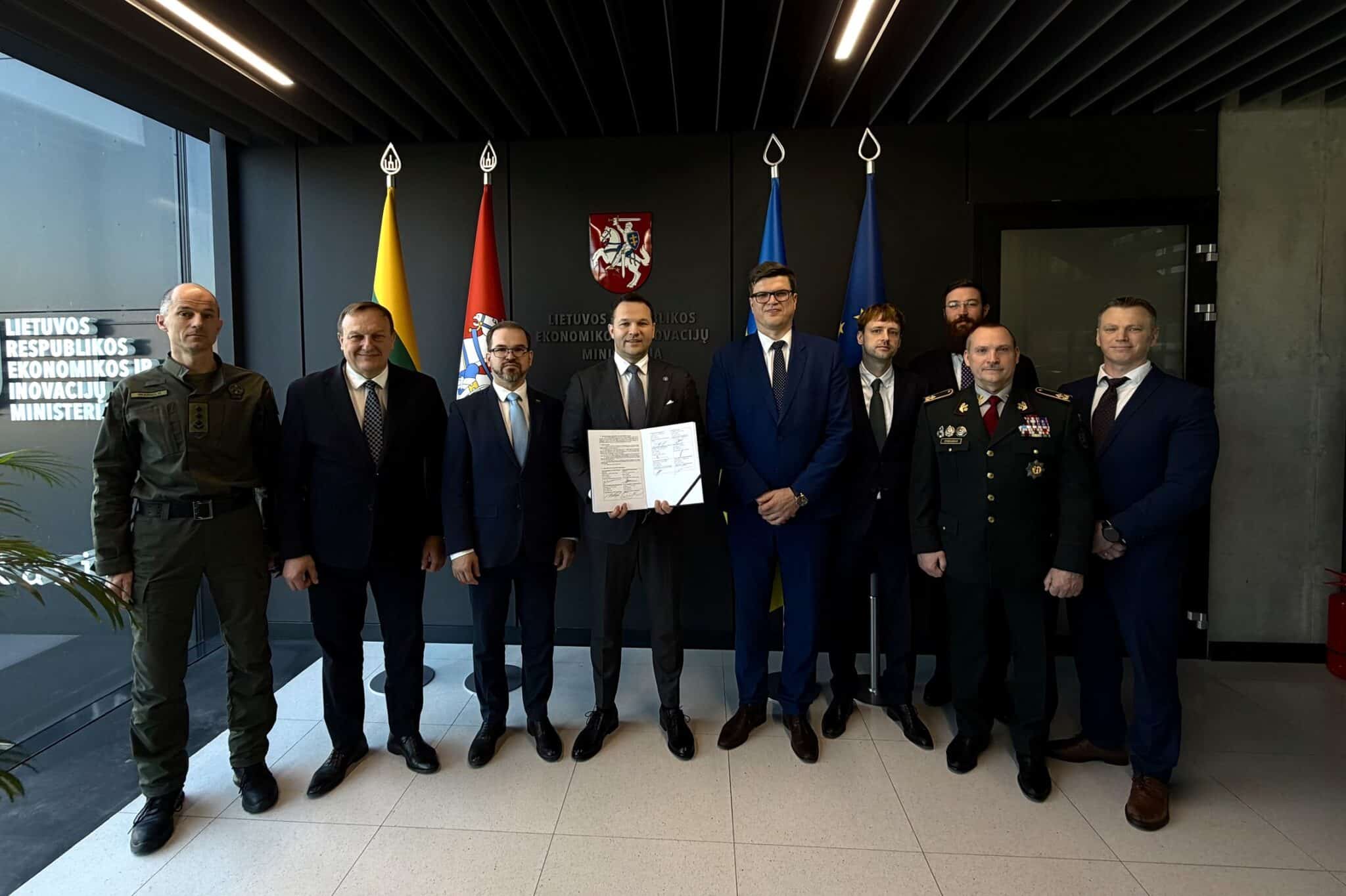 Lietuva stiprina oro saugumą: institucijos ir verslas kurs naujas technologijas