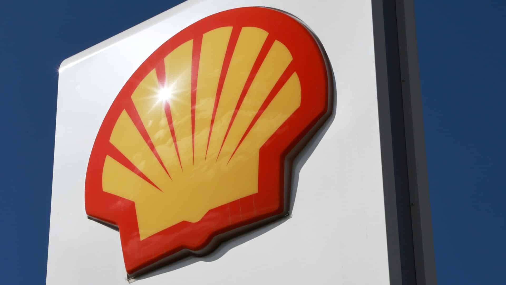 Naftos milžinė plečiasi: „Shell“ perka „ARC Resources“, analitikai jau vertina pasekmes