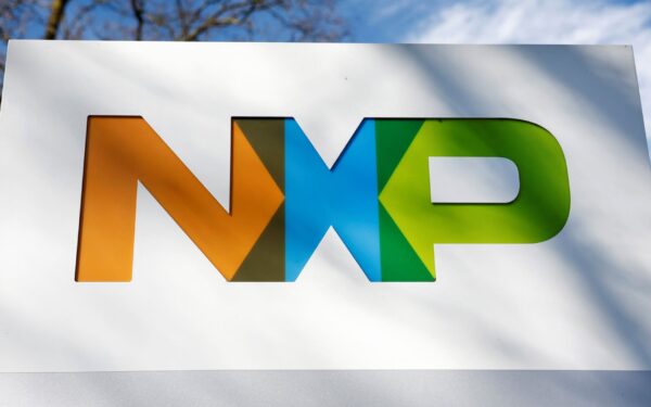 „NXP Semiconductors“ akcijos brango 26 proc. – fiksuotas rekordinis šuolis nuo 2010 m.