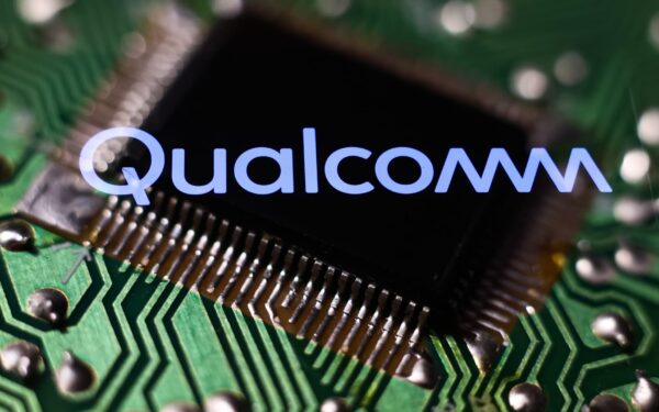 Rinka sureagavo akimirksniu: „Qualcomm“ kyla, investuotojai mato didelį potencialą