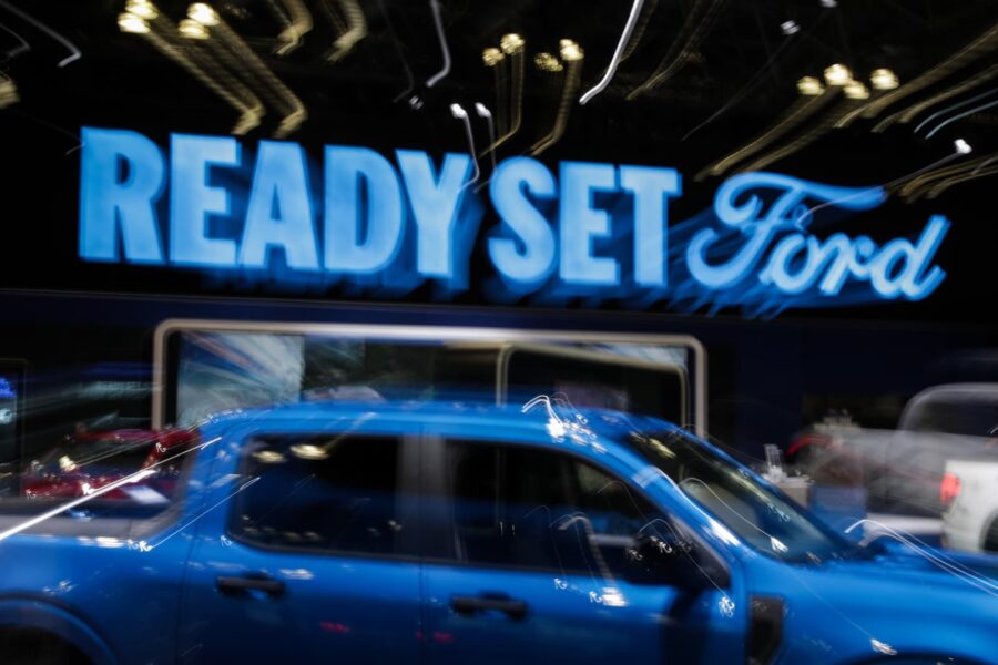 Ford elektromobilių padalinys skęsta nuostoliuose – ar tradiciniai modeliai išgelbės verslą?