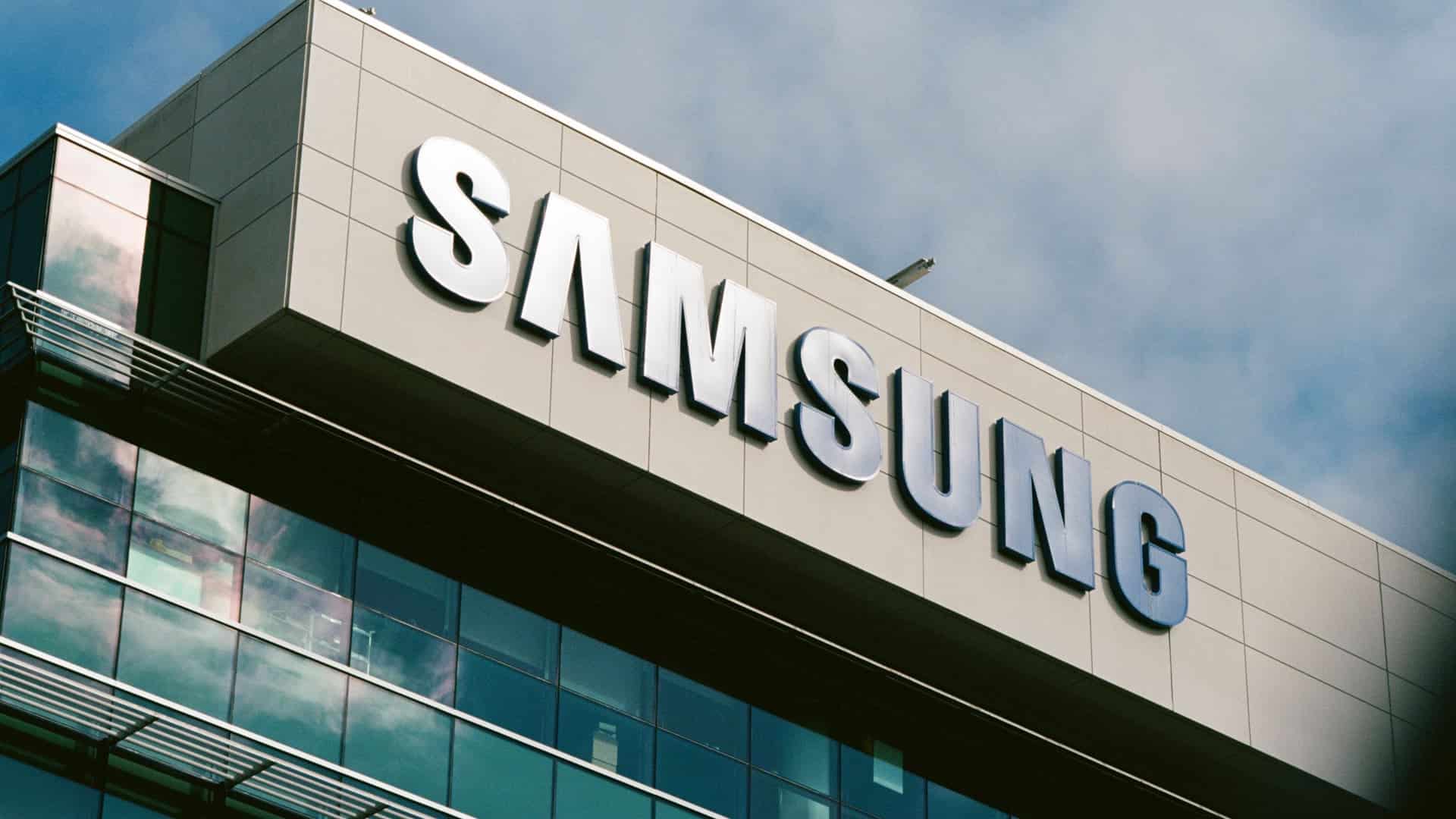„Samsung“ pelnas kilo 750 proc. – DI atminties lustų paklausa viršijo visus lūkesčius