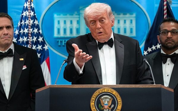 ES lyderiai sureagavo į išpuolį prieš Trumpą: ką tai keičia NATO ir karo Artimuosiuose Rytuose fone?