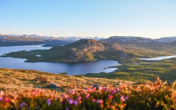 Suomijos vasaros turizmas auga – 190 000 ežerų ir vidurnakčio saulė traukia keliautojus
