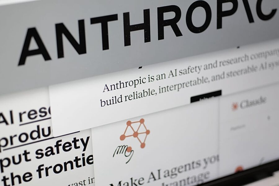Pavojingu laikomas „Anthropic“ DI modelis Mythos pateko į pašalines rankas