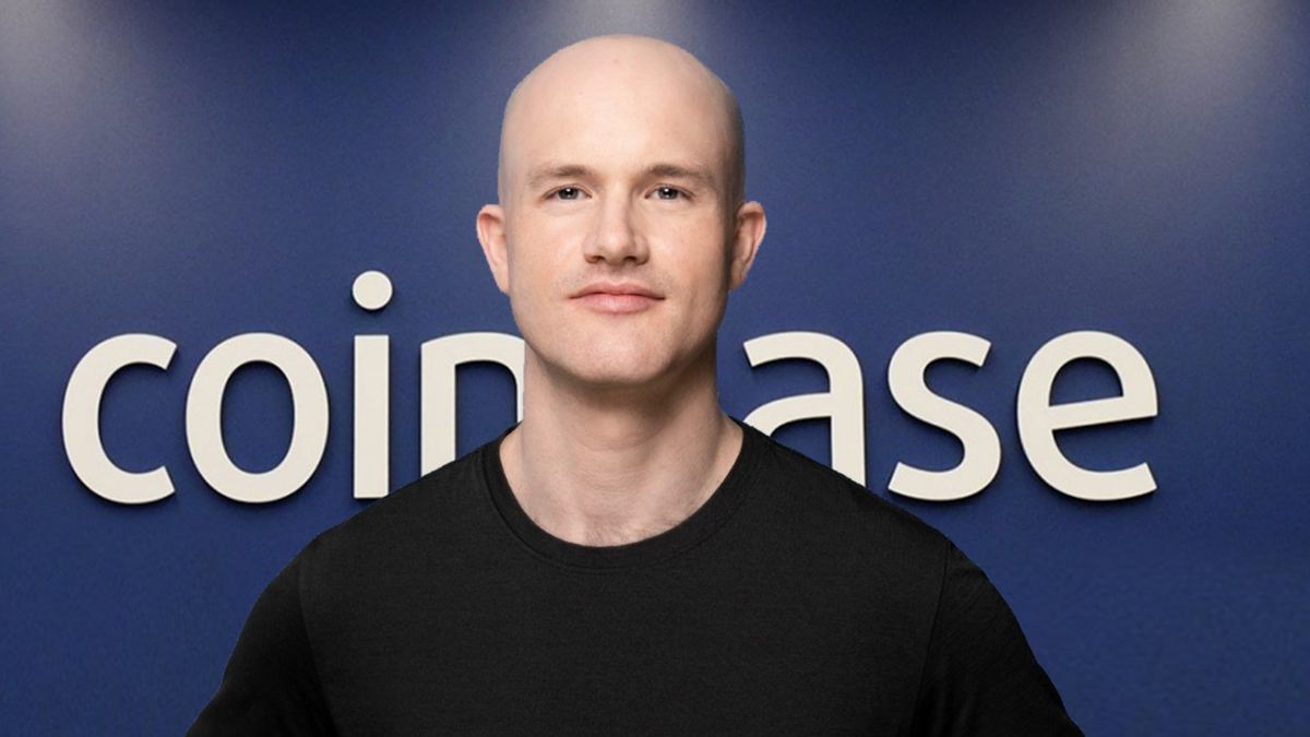 „Coinbase“ vadovas keičia toną: B. Armstrongas ragina skubiai priimti „CLARITY Act“