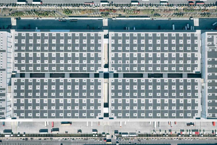 Netikėtas efektas: saulės elektrinės miestuose gali didinti karštį – štai, ką rodo naujausi tyrimai