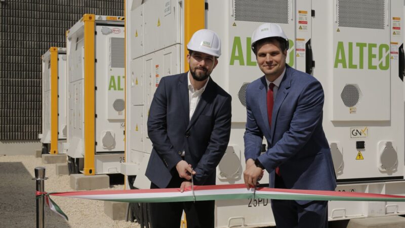 ES parama ir spartus augimas: Vengrijos energetikos įmonė „ALTEO“ spartina baterijų parkų plėtrą