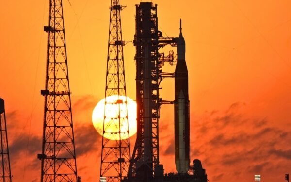 Po 53 metų – istorinis startas: žmonės ir vėl skrenda link Mėnulio