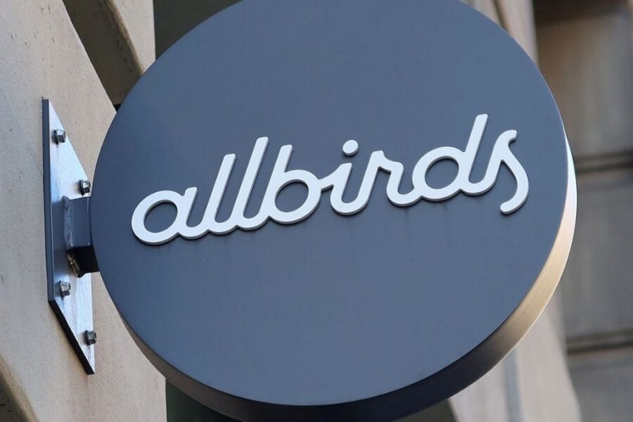 Nuo batų iki DI lustų: „Allbirds“ transformacija sukėlė 700% akcijų sprogimą