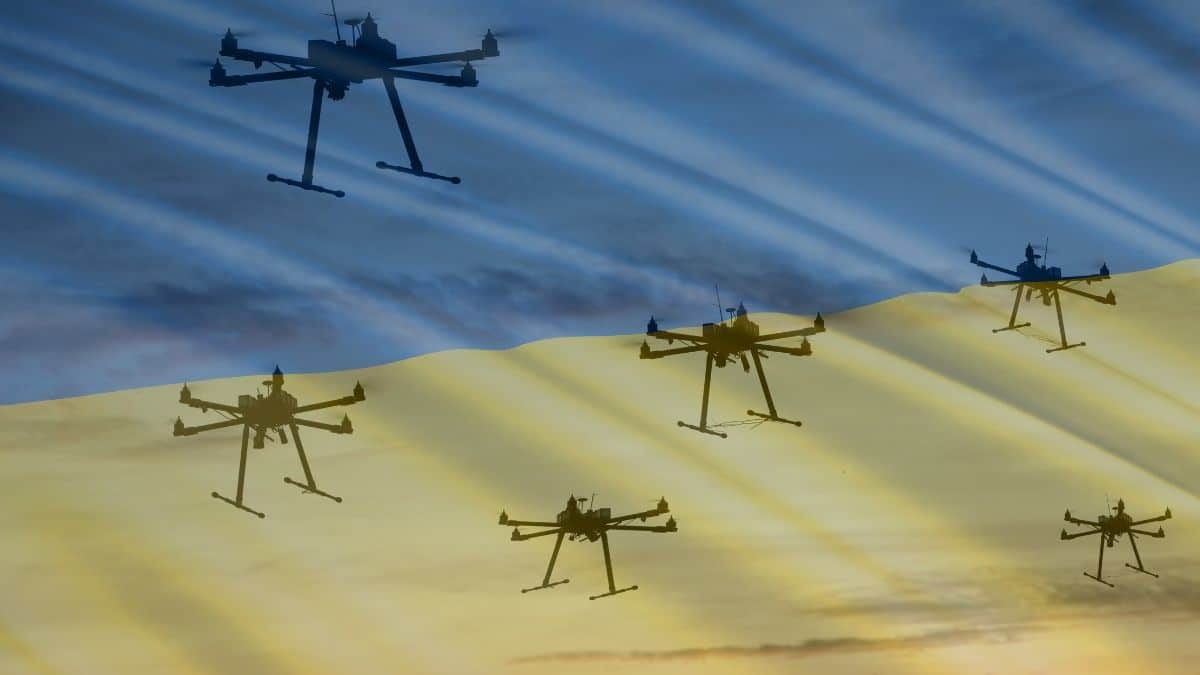 Ukrainos dronų atakos prieš Rusijos naftos objektus: dega „Rosneft“ gamykla ir Sevastopolis