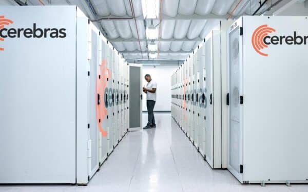 „Cerebras“ planuoja IPO – bendrovė turi 20 mlrd. JAV dolerių sutartį su „OpenAI“