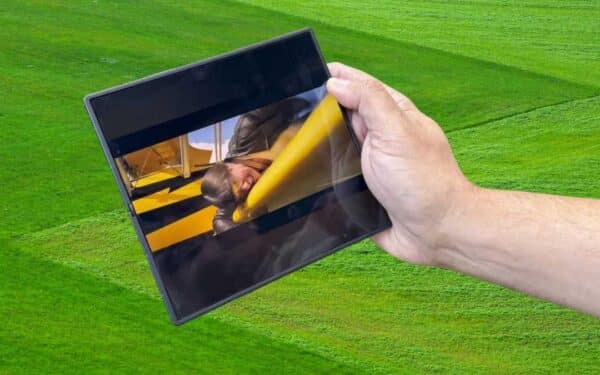 Atminties komponentų stygius verčia „Samsung” branginti „Galaxy Z Fold 7″