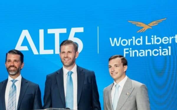Su D. Trumpo šeima siejama „World Liberty Financial” rengia WLFI žetonų atrakinimo planą