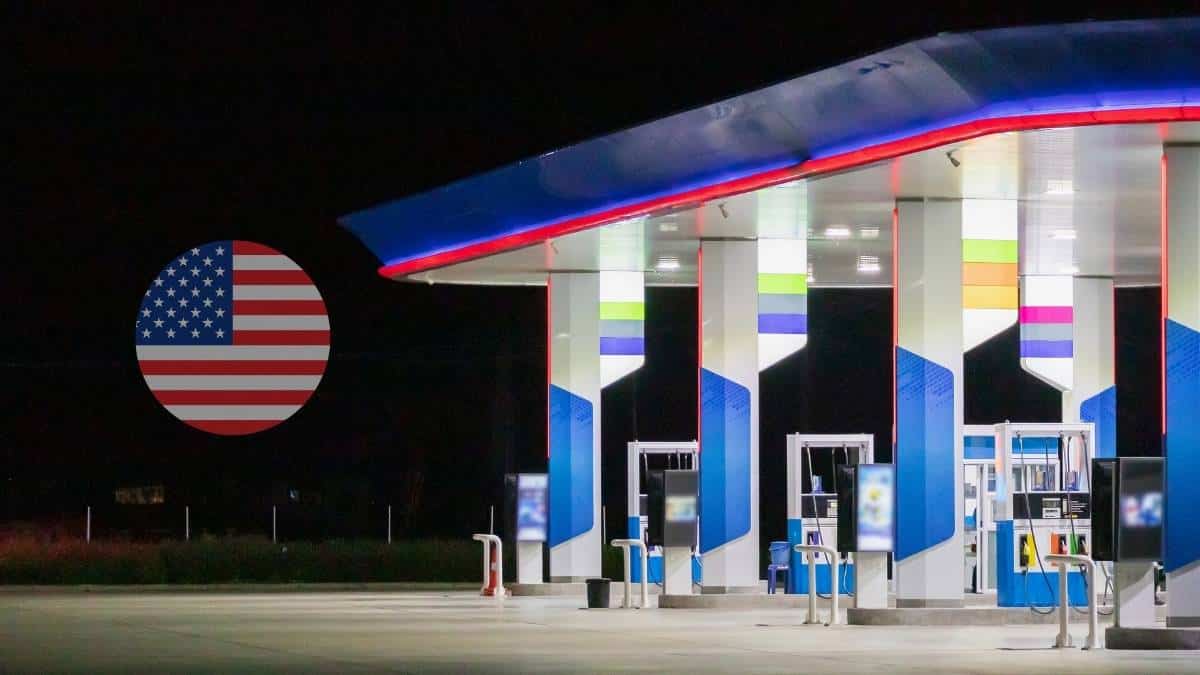 Benzinas JAV per mėnesį pabrango 21,2 proc. – infliacija tolsta nuo „Fed” siekiamo 2 proc. tikslo