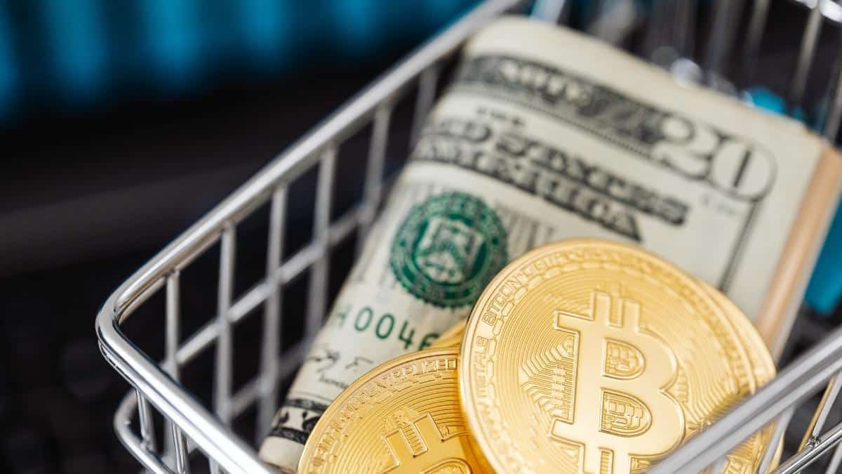 „Stack BTC” už 2,7 mln. dolerių įsigijo 37 bitkoinus – britų iždo bendrovė didina portfelį