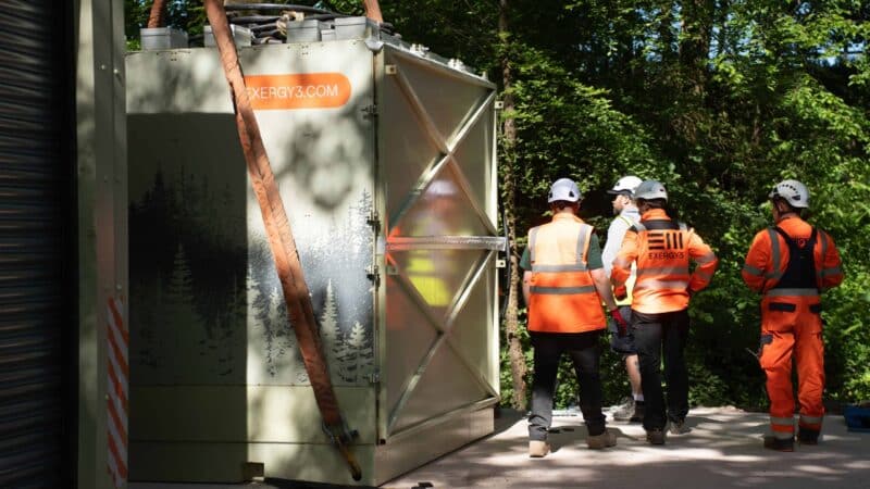 Milijonai už sprendimą: startuolis žada paversti perteklinę energiją pigia šiluma pramonei