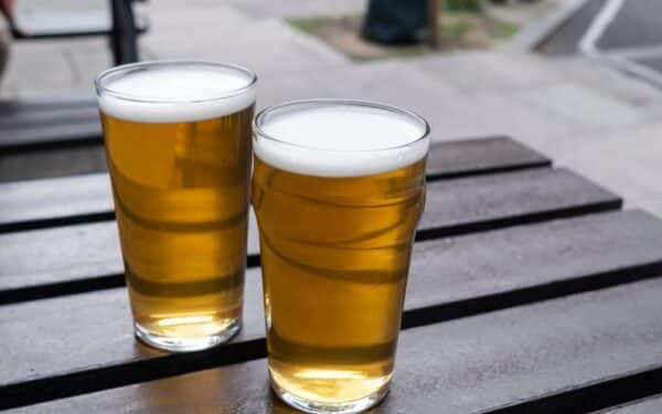 Jungtinei Karalystei gresia CO2 trūkumas – rizika alaus ir mėsos pramonei