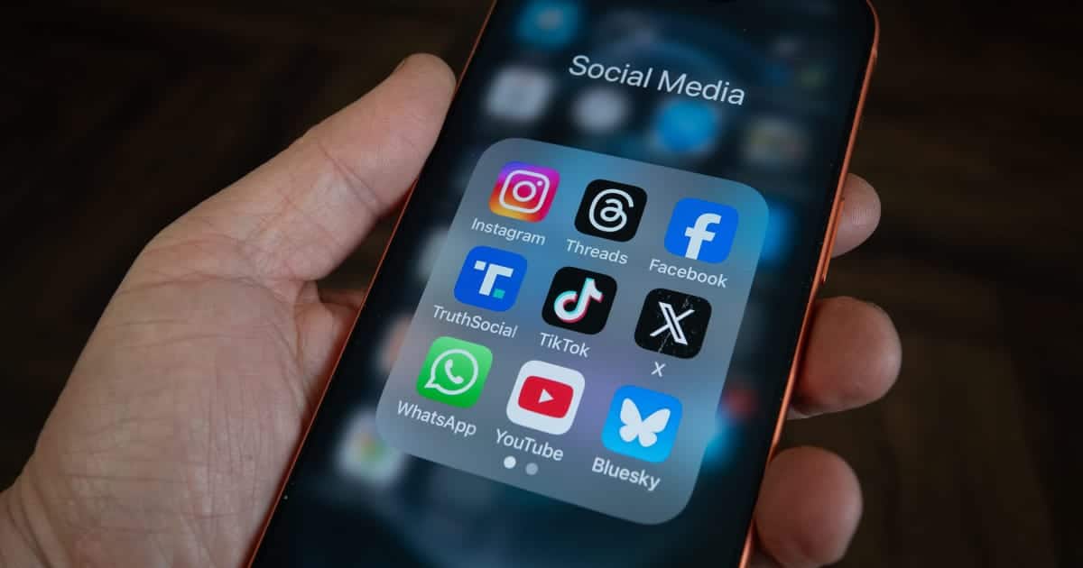Apklausa: trys iš keturių europiečių nori drausti socialinius tinklus vaikams iki 16 metų
