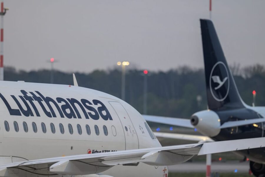 „Lufthansa“ skelbia radikalų sprendimą: atšaukia 20 tūkst. skrydžių – kas laukia keleivių?