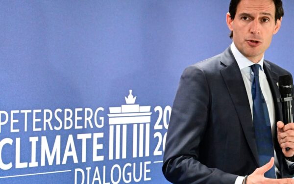 ES siekia energetinės nepriklausomybės – akcentuojami šilumos siurbliai ir saulės elektrinės