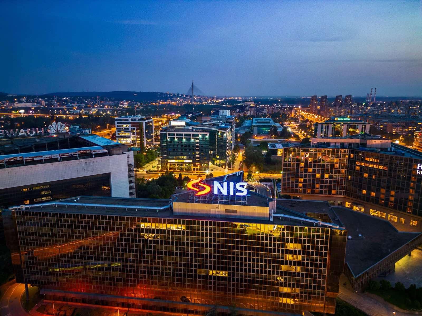 JAV pratęsė NIS veiklos licenciją iki 2026 metų: ką tai reiškia naftos rinkai Serbijoje?