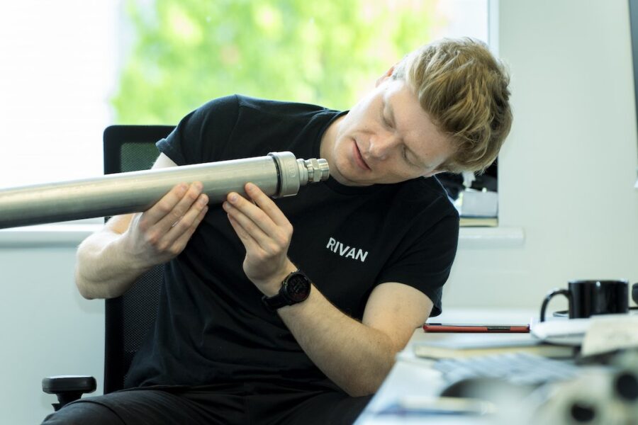 Milijonai į ateities kurą: startuolis siekia išstumti iškastinį kurą iš pramonės