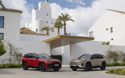 Naujos eros pradžia: į Lietuvą atvyko šeštosios kartos „Toyota RAV4“ automobilis