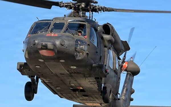 JAV kariuomenė gavo pirmąjį autonominį „Black Hawk“: ketina modernizuoti šimtus