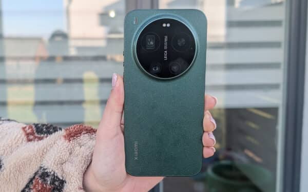 „Xiaomi 17 Ultra“ apžvalga – milžiniškas flagmanas ir milžiniškos galimybės