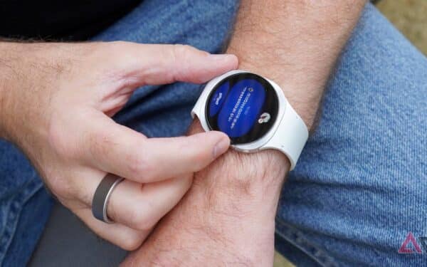 Ar telefonų vibracija taps nauja kalba? Mokslininkai sukūrė pranešimų sistemą kūnui