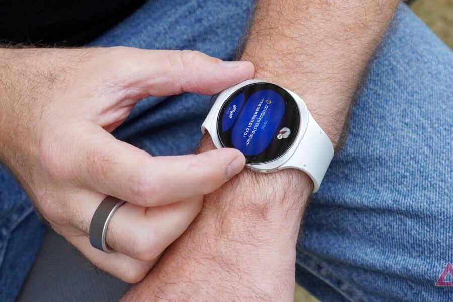 Ar telefonų vibracija taps nauja kalba? Mokslininkai sukūrė pranešimų sistemą kūnui