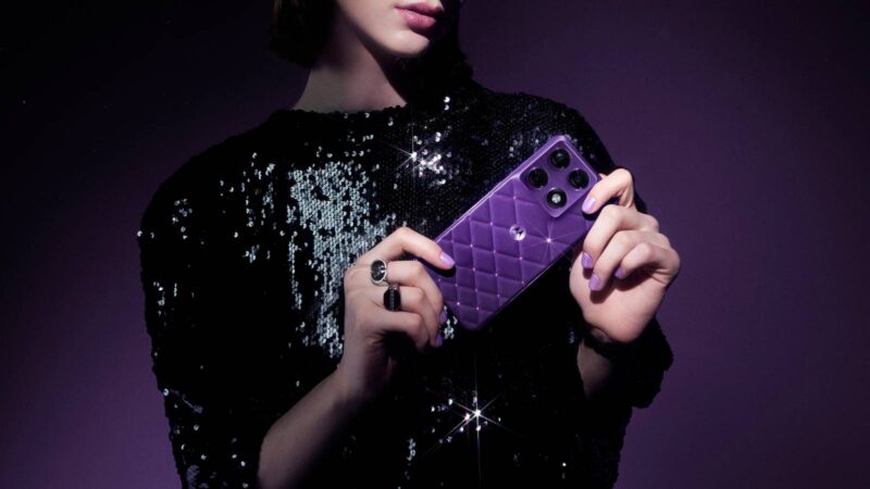 „Motorola“ telefonai pasipuošė „Swarovski“ kristalais – ar prasideda nauja prabangos elektronikos era?
