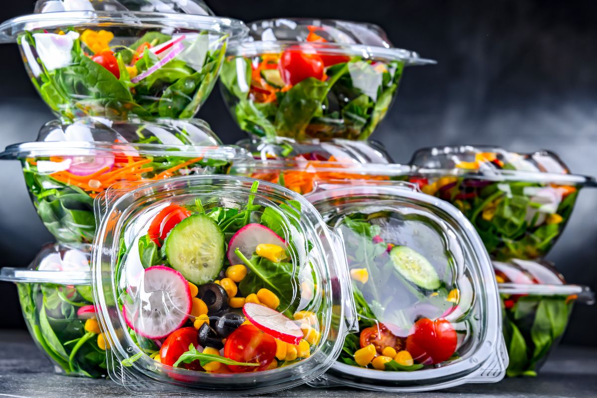 Salotos pakuotėje. Canva nuotr.