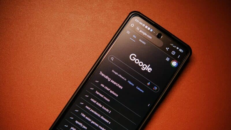 „Google“ pristatė „NotebookLM“ šaltinių sužymėjimo funkciją – sistema pati skirstys dokumentus į temas