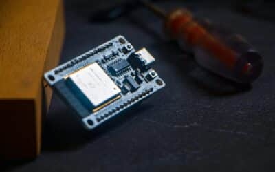 Milijardai plūsta į DI lustų rinką, startuoliai meta iššūkį „Nvidia“ dominavimui