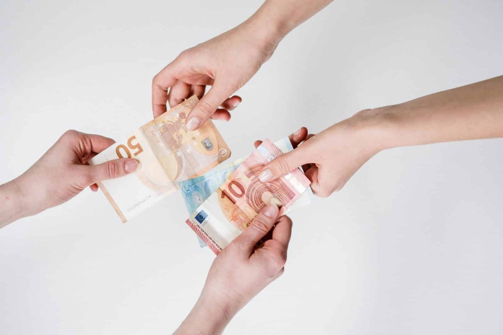 Daugelis porų daro šią klaidą: apie pinigus prabyla tik tada, kai jau per vėlu