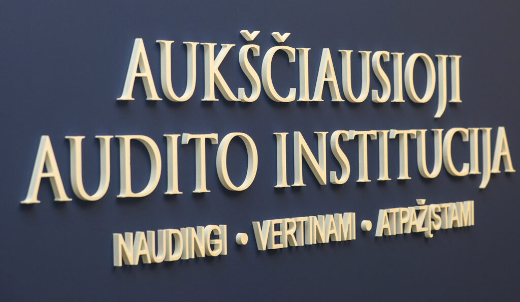 Spaudos konferencija, kurioje pristatytos savivaldybių nekilnojamojo turto valdymo problemos. Mariaus Morkevičiaus (ELTA) nuotr.