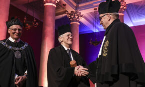 Vilniaus universiteto garbės daktaru buvo inauguruotas Nobelio fizikos premijos laureatas profesorius Gerardas Mourou. Mariaus Morkevičiaus (ELTA) nuotr.