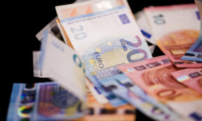 Grynieji pinigai. Karolinos Gudžiūnienės (ELTA) nuotr.