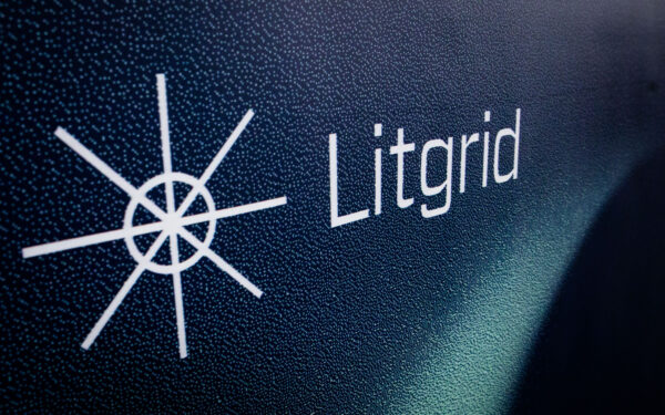 Elektros eksportas į Lenkiją didėja: augantis „LitPol Link“ pralaidumas leis plėsti atsinaujinančią energetiką