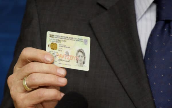 Lietuvos pilietybės išsaugojimą siūloma laikyti nacionalinio saugumo klausimu