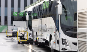 Keleiviams su specialiais poreikiais pritaikytų tarpmiestinių autobusų pristatymo renginys. ELTA / Dainius Labutis