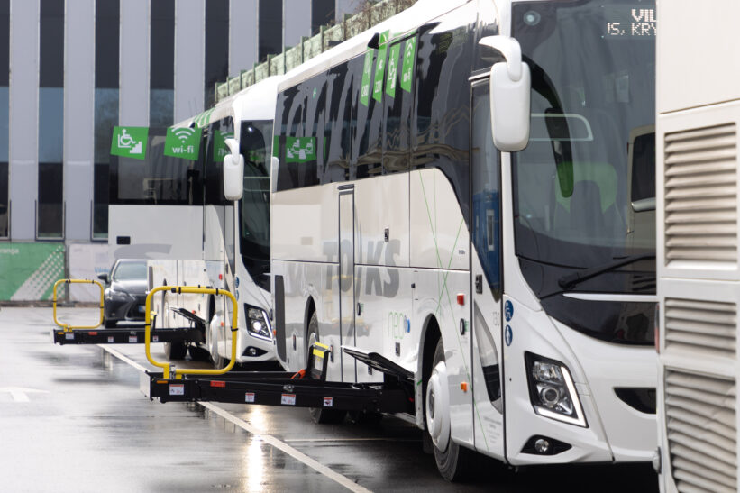 Keleiviams su specialiais poreikiais pritaikytų tarpmiestinių autobusų pristatymo renginys. ELTA / Dainius Labutis