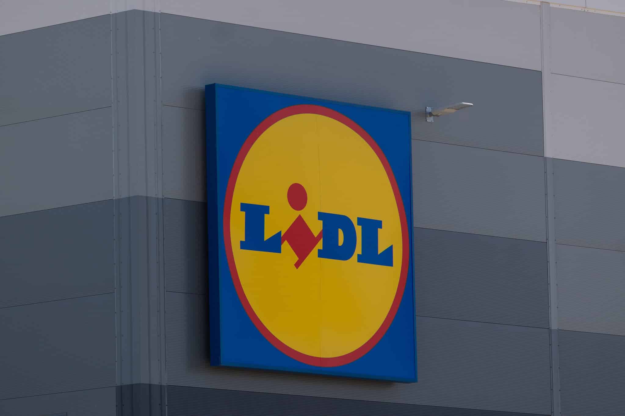 „Lidl“ sėkmingai mažina kainas: pirkinių krepšelis atpigo beveik 45 eurais