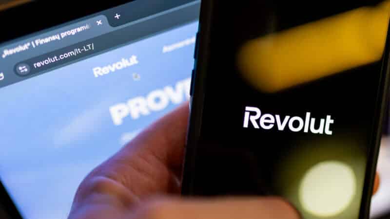 Italijos sprendimas kirto „Revolut“ bankui: 11 mln. eurų bauda ir rimti kaltinimai