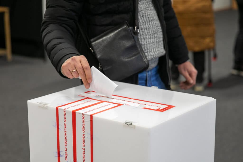 Balsavimas Seimo rinkimuose. ELTA / Orestas Gurevičius