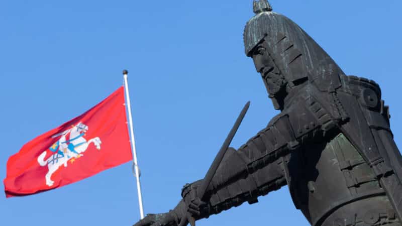 Paprastas būdas prisidėti: perkant specialias prekes dalis lėšų keliaus gynybai