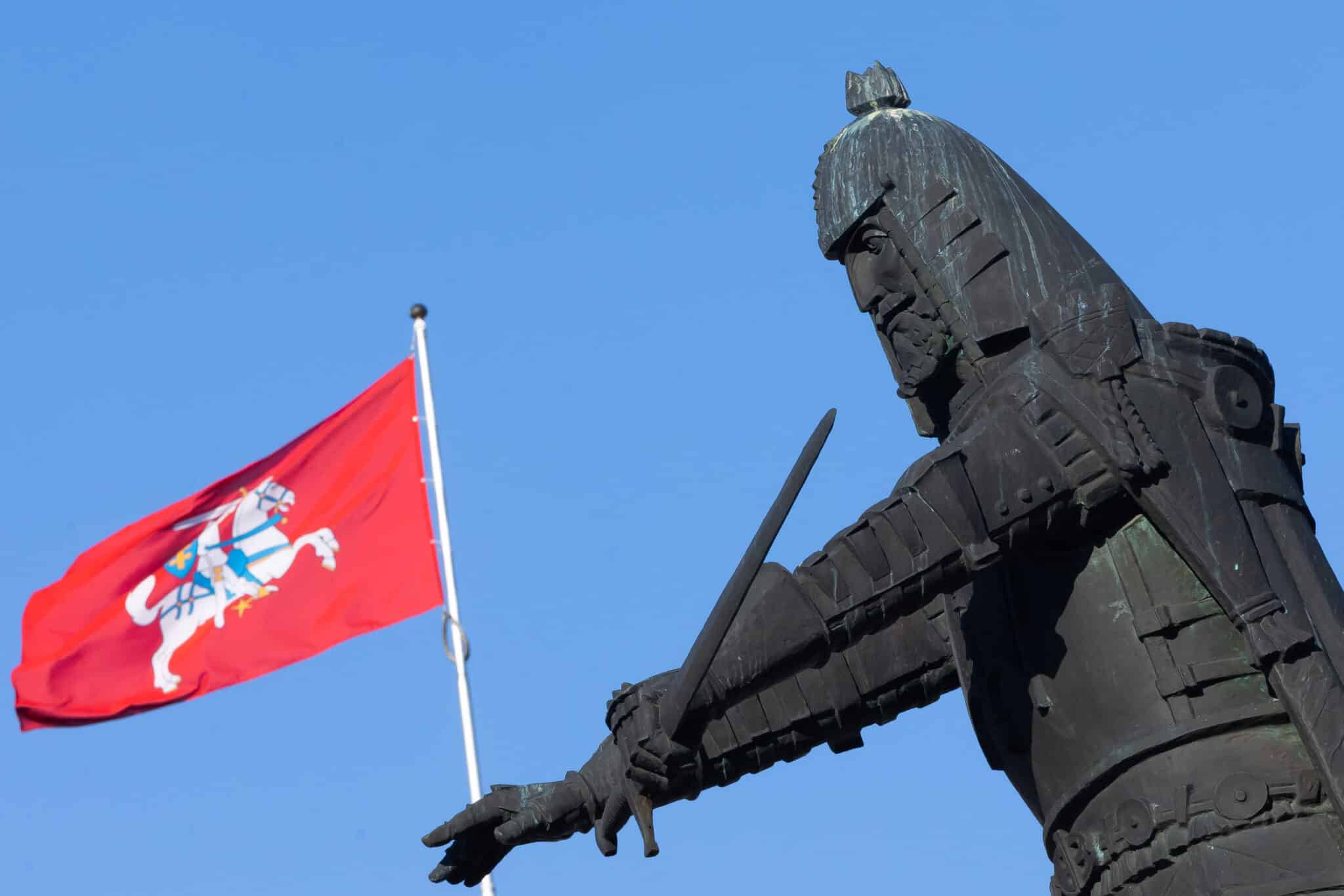 Paprastas būdas prisidėti: perkant specialias prekes dalis lėšų keliaus gynybai