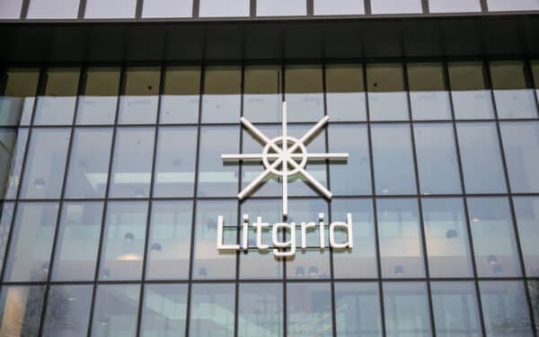 „Litgrid“ skirta 21,5 tūkst. eurų bauda: klaidingas elektros pardavimo pavedimas paveikė rinką